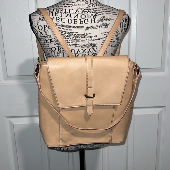 Universal Thread Backpack - Picture 5 of 9